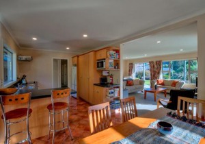 Lake Hawea Hideaway - Lake Hawea Holiday Home