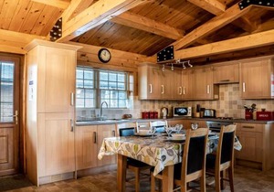 Lake View Lodges - 25076