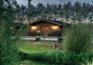 Lake View Lodges - 25076