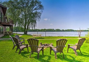 Lakefront Eau Galle Home with Hot Tub and Fire Pit