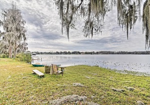 Lakefront Home w/Private Pool, 13 Mi to Tampa