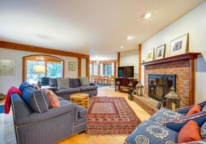 Lakefront Paradise Near Okemo and Killington