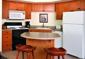 Lakes, rivers, fairs, golf … it’s all here!