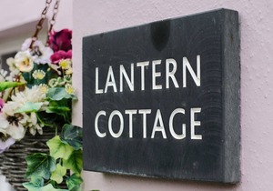 LANTERN COTTAGE, pet friendly, country holiday cottage in Charlestown