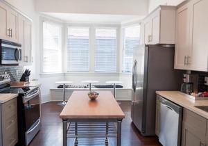 Large Kitchen, Big Yard, Stylish Decor Algiers