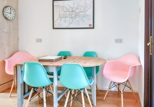 Large private family house in Central London convenient for tourist destinations