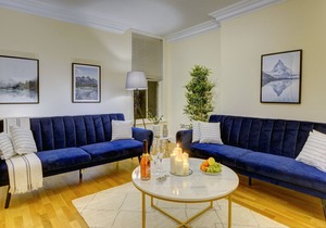 Large Spacious and Stylish 2 Bed apt with Parking