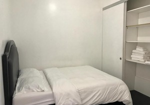 LARGE Studio Apt in Silverlake on Sunset Blvd!