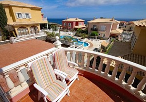 LAS DUNAS 2 by RENTMEDANO Pretty 2 bedroom villa, ocean views, pool and WiFi