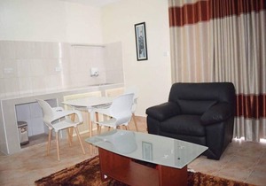 Latitude 1 suite one