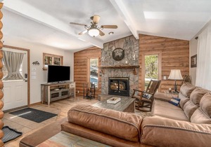 Lazy Elk Retreat Cabin