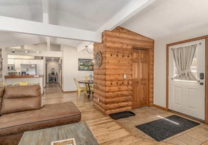 Lazy Elk Retreat Cabin