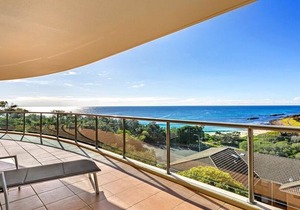 Le Point 702 - Luxury and Views!
