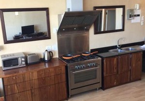 Leisure Bay Beachfront Apartment