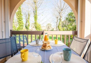 Les Bastides de Grand Stade by Interhome