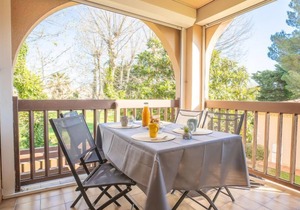 Les Bastides de Grand Stade by Interhome