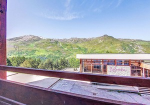 Les Lauzes C19 by Interhome