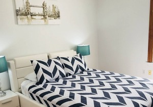 Lg Suite for up to 6 ppl/3 floor