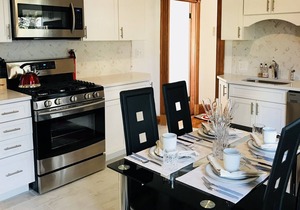 Lg Suite for up to 6 ppl/3 floor