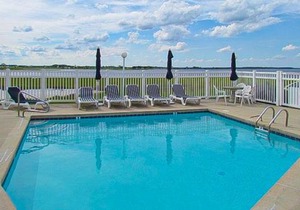 Lighthouse View - 39071 Beacon Road #10