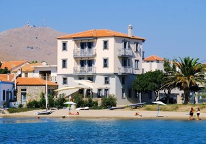 Limnos Experience - luxury beachfront apartment for six