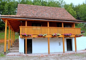 Linden Tree Retreat & Ranch