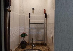 LINDO AP NA RUA 252, NO CORAÇÃO DE MEIA PRAIA