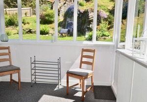 LING FELL COTTAGE, pet friendly, with open fire in Backbarrow