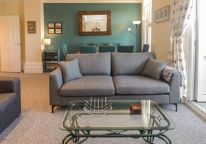 LITTLESTONE BEACH APARTMENT, pet friendly in Greatstone-On-Sea