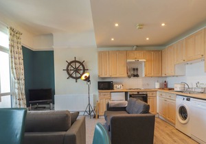 LITTLESTONE BEACH APARTMENT, pet friendly in Greatstone-On-Sea