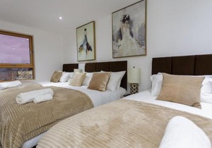 Live in Leeds Sky Penthouse