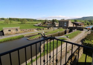 Lock View, GARGRAVE