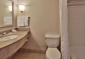 Look No Further! Indoor Pool & Free Parking, Close to Albuquerque Amtrak Station