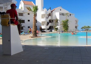 Los Cristianos.Penthouse with ocean and swimming pool view.Free wifi & Netflix.