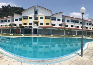 Lot 10 Pangkor Island