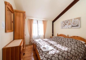 Lovely Apartment In Martinski With Wifi