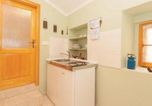 Lovely apartment in Omisalj