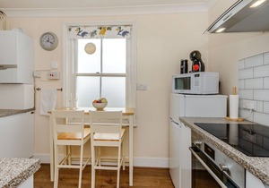 Lovely apartment opposite Littlestone beach.