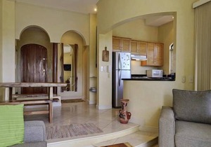 Lovely Condo Up in The Hills of Tamarindo!