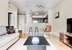 Lovely Downtown 1BR w/Pool, W/D & Gym, near 7th St Metro, by Blueground