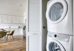 Lovely Koreatown 1BR w/Gym & W/D, walk to Wilshire Blvd, by Blueground