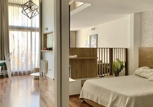 Lovely Loft Apt Recently furnished