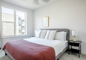 Lovely Milpitas 1BR w/ Gym, Pool, W/D, walk to mall & BART, by Blueground