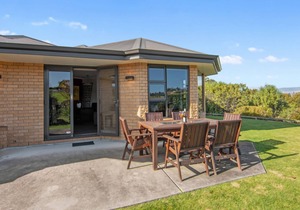 Lovely spacious home with rural views
