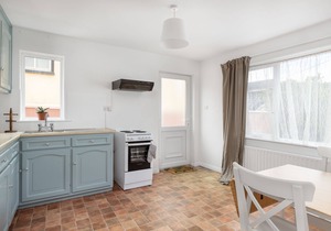 Luí na Gréine Apartment - In the Heart of Lahinch!