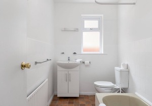 Luí na Gréine Apartment - In the Heart of Lahinch!