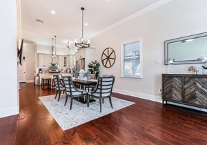 Lux Brand New! Beautiful House w/Pool & Hot Tub