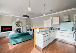 Lux Georgian House in Yorkshire - Parking - Garden