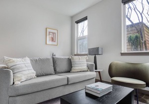 Luxe Ballard 1BR w/ BBQ, Yoga & Gym, near Golden Gardens, by Blueground