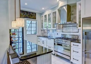 Luxe Myers Park 2BR King Condo | Porch | Private